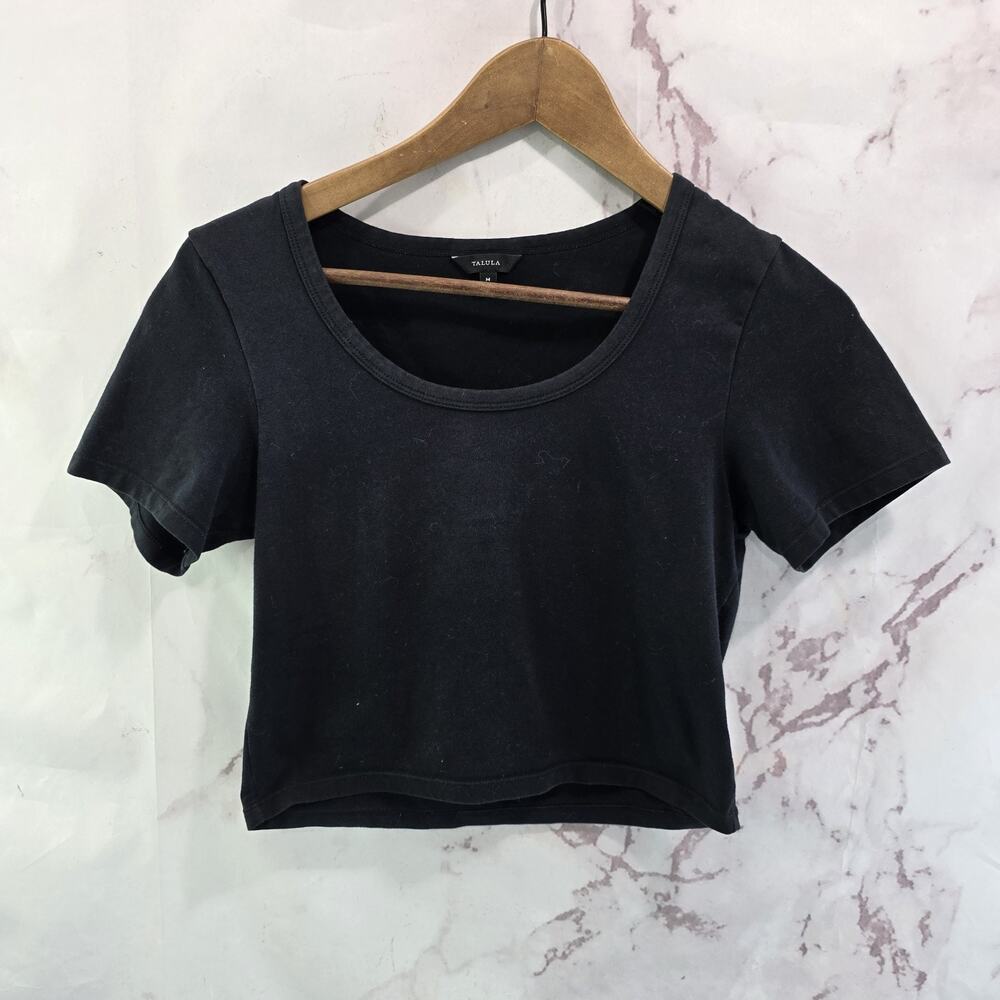 Anthropologie T Shirt Womens Medium Black Crop Short Sleeve Talula Scoop